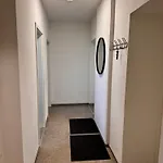 Premium Quartier - 6 Schlafzimmer - Bis 12 Personen - Transporter-parkplatz - Wlan * Merseburg