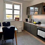 Premium Quartier - 6 Schlafzimmer - Bis 12 Personen - Transporter-parkplatz - Wlan *