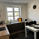 Premium Quartier - 6 Schlafzimmer - Bis 12 Personen - Transporter-parkplatz - Wlan *