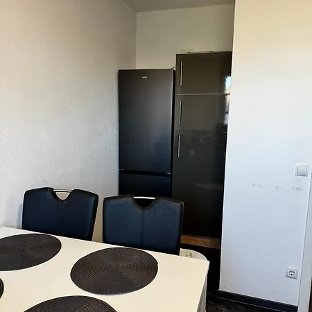 Premium Quartier Merseburg - Fuer Teams - 3 Apartments - Transporter-Parkplatz - Wlan *