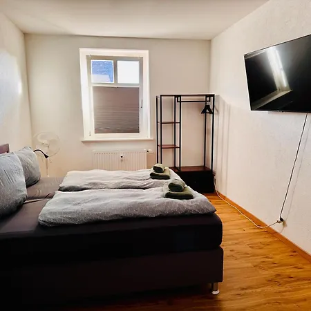 Premium Quartier Merseburg - Fuer Teams - 3 Apartments - Transporter-Parkplatz - Wlan *