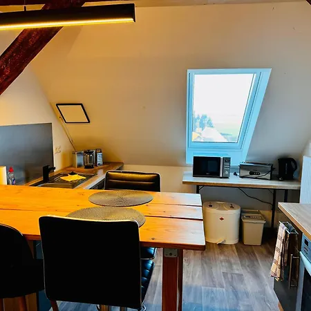 Premium Quartier Merseburg - Fuer Teams - 3 Apartments - Transporter-Parkplatz - Wlan