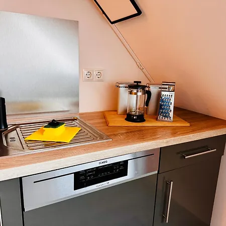 شقة Premium Quartier Merseburg - Fuer Teams - 3 Apartments - Transporter-Parkplatz - Wlan *