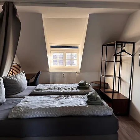 Apartmán Premium Quartier - 6 Schlafzimmer - Bis 12 Personen - Transporter-parkplatz - Wlan Merseburg