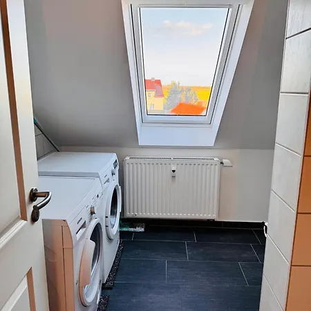 شقة Premium Quartier Merseburg - Fuer Teams - 3 Apartments - Transporter-Parkplatz - Wlan